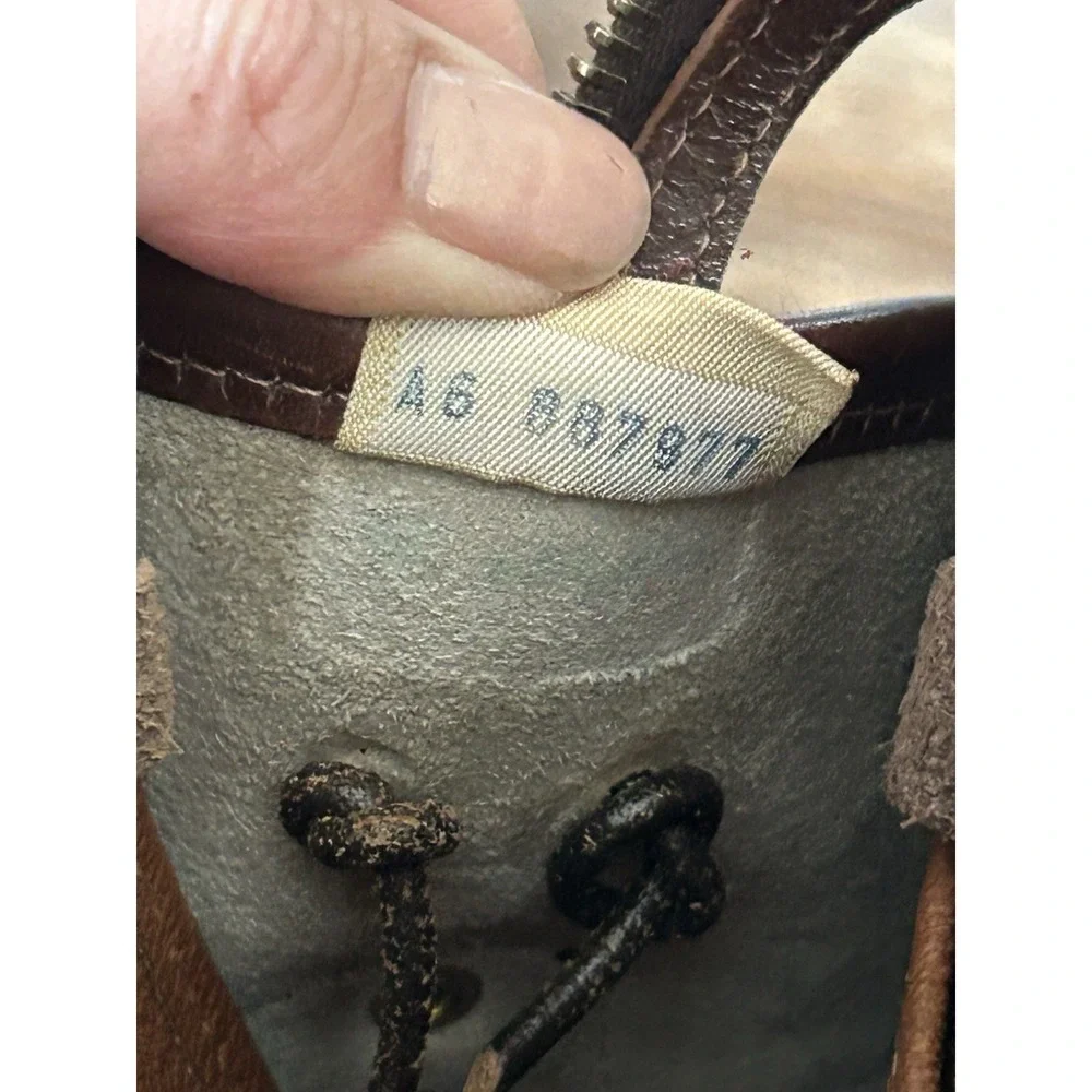 Dooney & Bourke Rare Vintage AWL Satchel Handbag in Bone &‎ Burnt Cedar